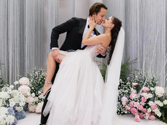Приглашение-кристалл и три образа невесты: продюсер блогеров Настя Пикси с мужем потратила на свадьбу 26 млн рублей