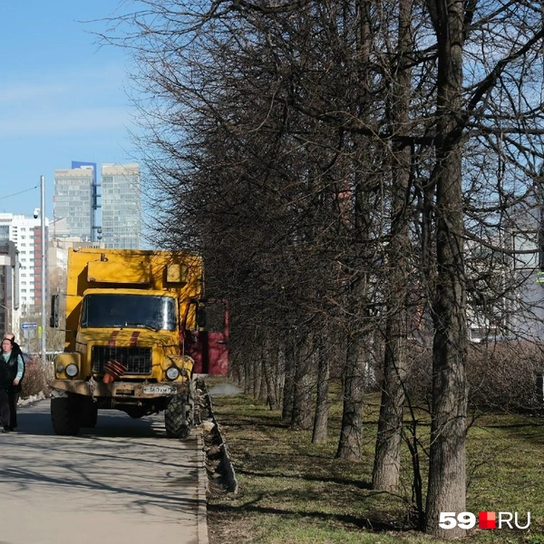 На место выехала аварийная служба | Источник: Василина Любимова / 59.RU