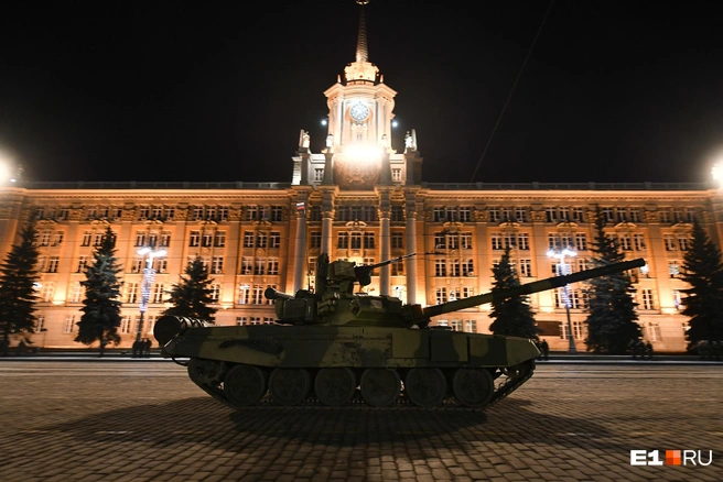 Центр Екатеринбурга будет закрыт для движения до утра 6 мая | Источник: Артем Устюжанин / E1.RU