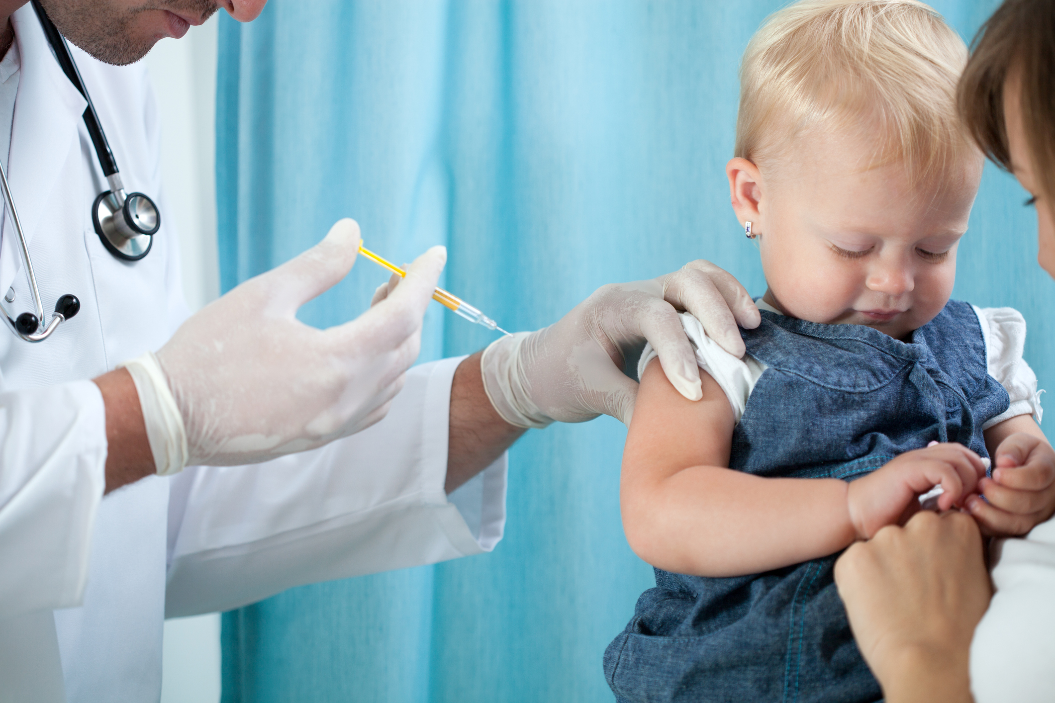 Можно ли кормить ребенка перед прививкой от гепатита thumbnail