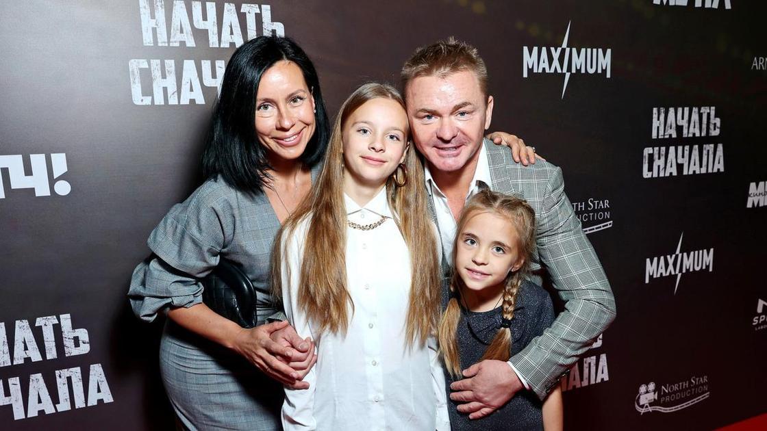 Жена звезды &laquo;Физрука&raquo; Сычева обвинила его в измене: &laquo;Мужчина после 45 хочет доказать, что все еще ого-го&raquo;