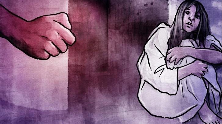Звала его папочкой: история 11-летней жертвы отчима-педофила, которому дали 20 лет