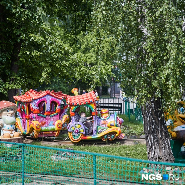 Детям нравятся паровозики и железные дороги | Источник: Александр Ощепков / NGS.RU