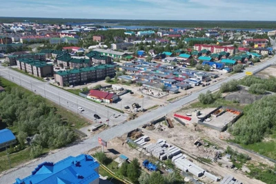 В Тарко-Сале обновляют ключевую дорогу после жалоб жителей