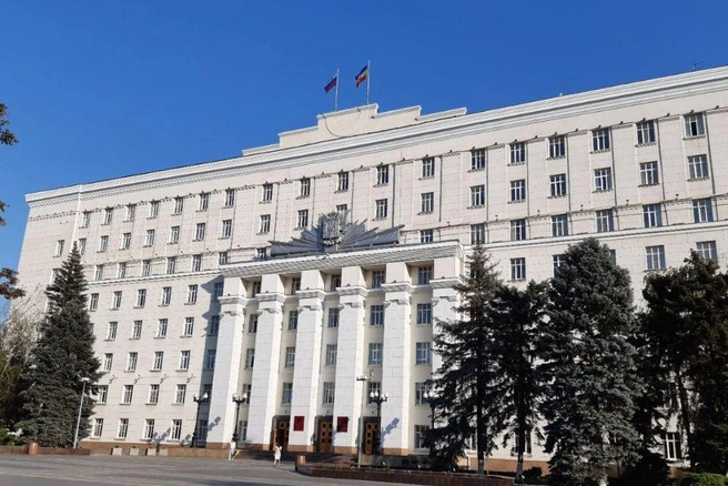 19 сентября Слюсарь уволил трех министров и двух своих заместителей | Источник: www.donland.ru
