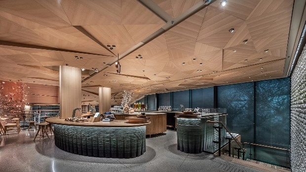 Starbucks Reserve Roastery по дизайну Кенго Кумы