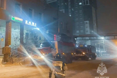 В Якутске ночью горела квартира, спасены 29 человек