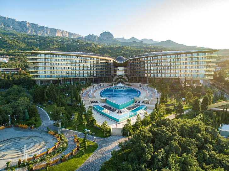 Mriya Resort & SPA признан лучшим курортом класса «люкс» в России