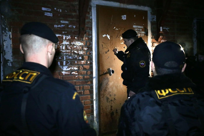 Бездомные должники. Верховный суд объяснил, когда их могут выселить | Источник: Максим Кимерлинг/Коммерсантъ