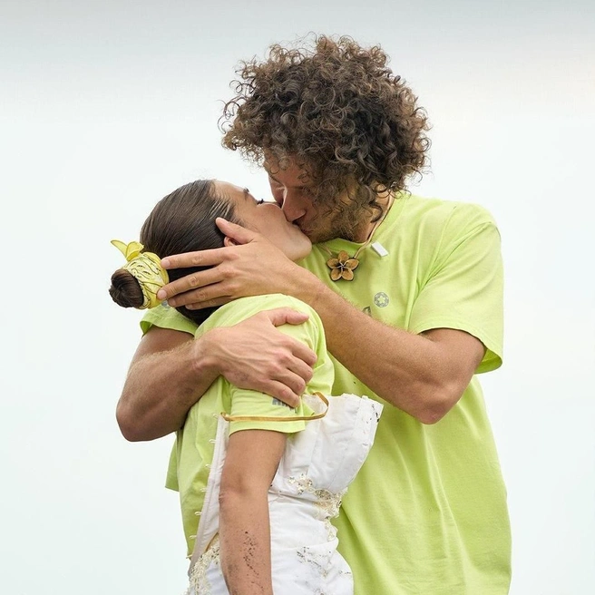 Нигай и Горелов покинули шоу и расстались в реальной жизни | Источник: fridaytv / Instagram (экстремистская организация, деятельность запрещена на территории РФ)