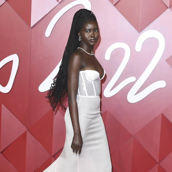 темнокожая модель, самая темнокожая модель, красивые темнокожие модели, темнокожие модели девушки, Адут Акеч, чернокожая модель | Источник: Future Image