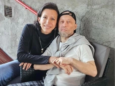 Борщева о смерти звезды КВН Козмопулоса от рака мозга: «Он потерял слух, передвигался в инвалидном кресле»