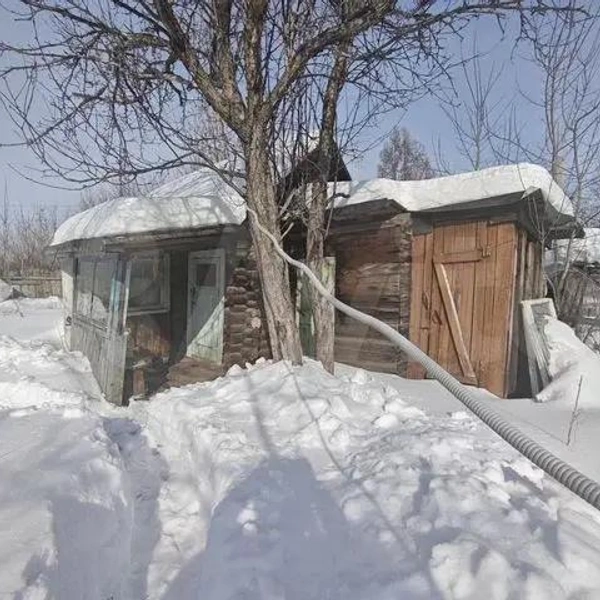 Судя по всему, в доме зимой никто не живет | Источник: сайт объявлений