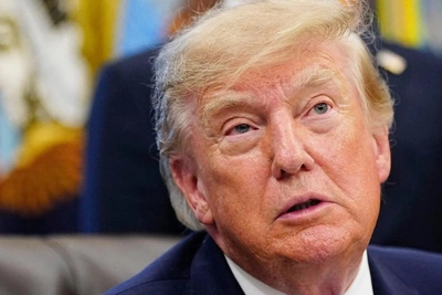 Трамп назвал вопрос «фейком», а потом смягчился