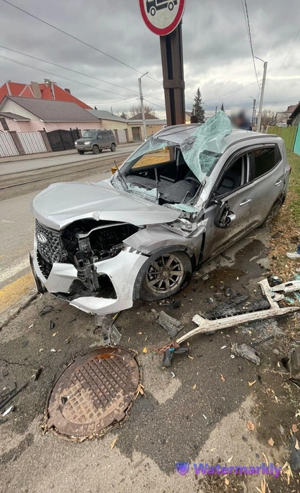 В обоих автомобилях сработали подушки безопасности | Источник: Госавтоинспекция Магнитогорска