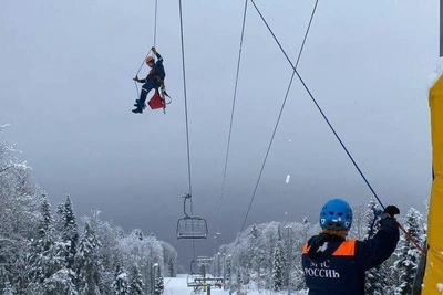 Спасатели провели учения по эвакуации с канатной дороги в Сочи