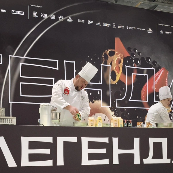 В миску насыпаем толокно | Источник: Анастасия Селиверстова / 59.RU