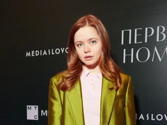 Мила Ершова: вышла замуж за коллегу по «Трудным подросткам», пережила смерть мамы благодаря «Аутсорсу»