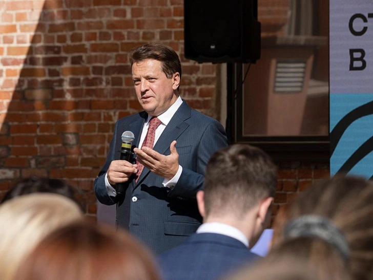 Мэр Казани обвинил жителей республики в неумении пользоваться унитазом | Источник: Марат Мугинов, официальная страница правительства Казани