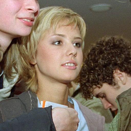 «Основательница школы, живет в Дагестане, счастливая мать»: новости о звезде группы «Фабрика» Марии Алалыкиной