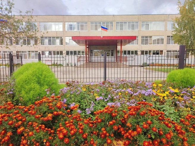 В этой школе учились глава Перми и актер, прославившийся ролью друга Коляна | Источник: «СОШ № 6 г. Лысьва» / Vk.com