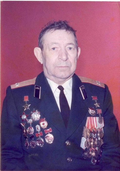 После войны Матвей Пинский продолжил службу в армии | Источник: Usptu.ru