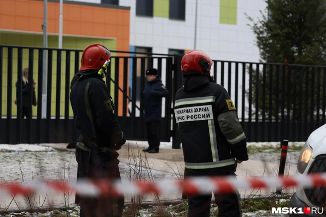 Родители боятся отпускать детей на занятия из-за резни в школе | Источник: Артём Устюжанин / MSK1.RU