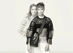Новые девушки Dior: близнецы Рут и Мэй Белл в весенней кампании бренда