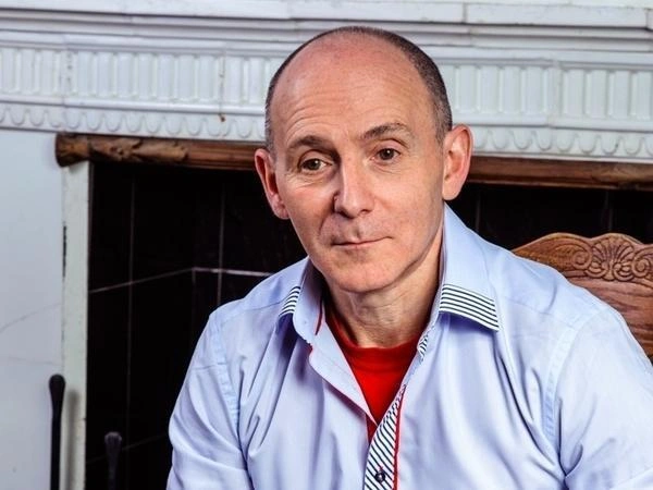 Марк Солонин* по образованию самолетостроитель | Источник: fontanka.ru