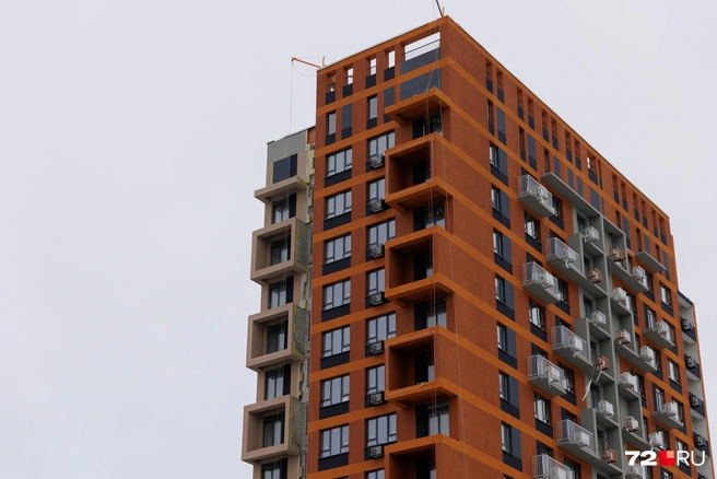 Известно также, что всего квартир в арендном доме будет 226. Из них 104 студии, 67 однушек, 47 двушек и 8 трешек | Источник: Ирина Шарова / 72.RU