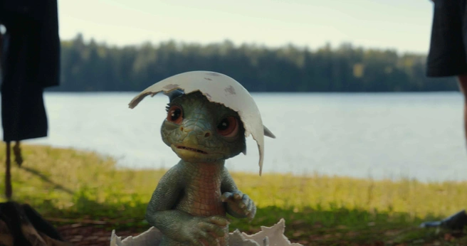 По сюжету главный герой встречается с маленьким драконом | Источник: кинокомпания СТВ