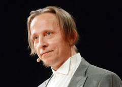 Охлобыстин о тратах на содержание многочисленных детей и внуков: «Это бездонная яма»