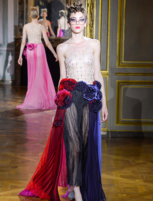 Неделя Высокой моды в Париже: Ulyana Sergeenko Couture F2015