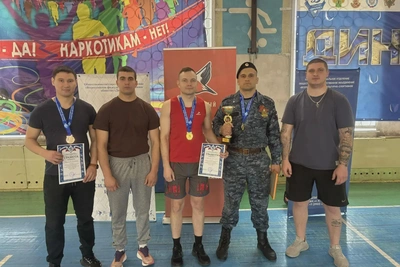 Команда УФССП Хакасии — серебро в гиревом спорте