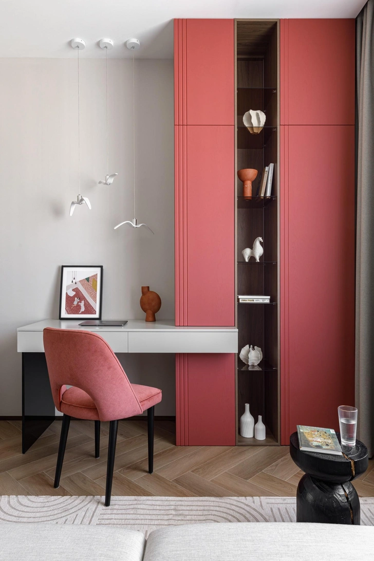 Ковры, Kilemhan. Освещение и столик, Velvet Designstore. Декор, Decor room Almaty. | Источник: Мила Лотоцкая. Стиль: Сая Данияр