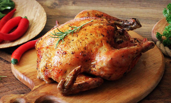 Курица гриль в духовке: как приготовить ее сочной и с корочкой