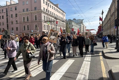 На «Бессмертном полку» в Петербурге всё больше портретов с СВО