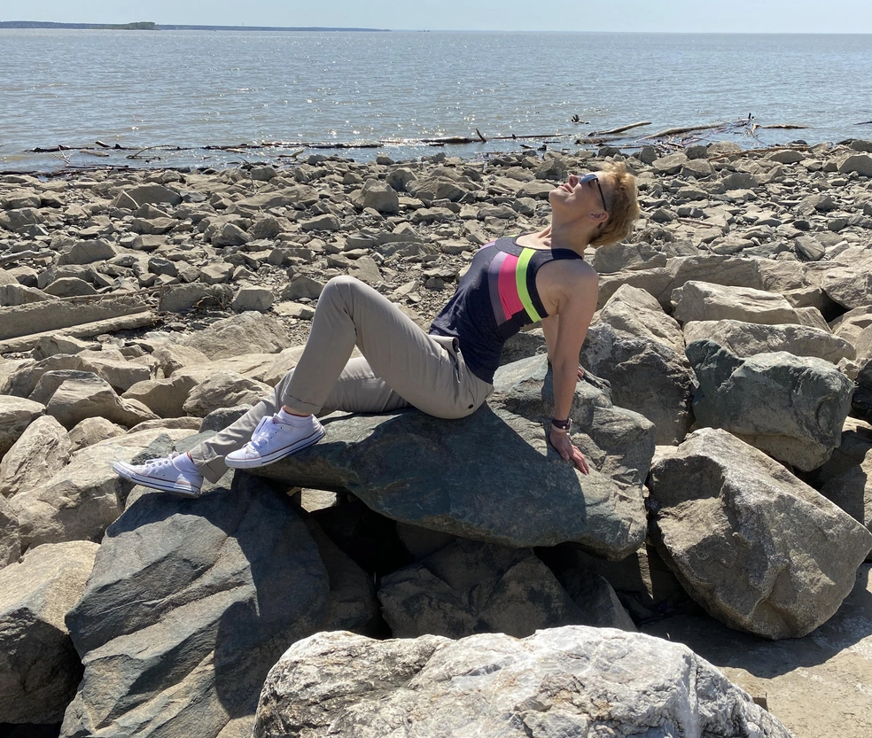 Светлана увлеклась фитнесом, и ее фигура преобразилась на глазах, а раньше женщина не решалась смотреть на себя в зеркало | Источник: Светлана Крестинина