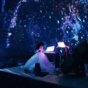 Классика в темноте: шоу-концерт в иммерсивном формате