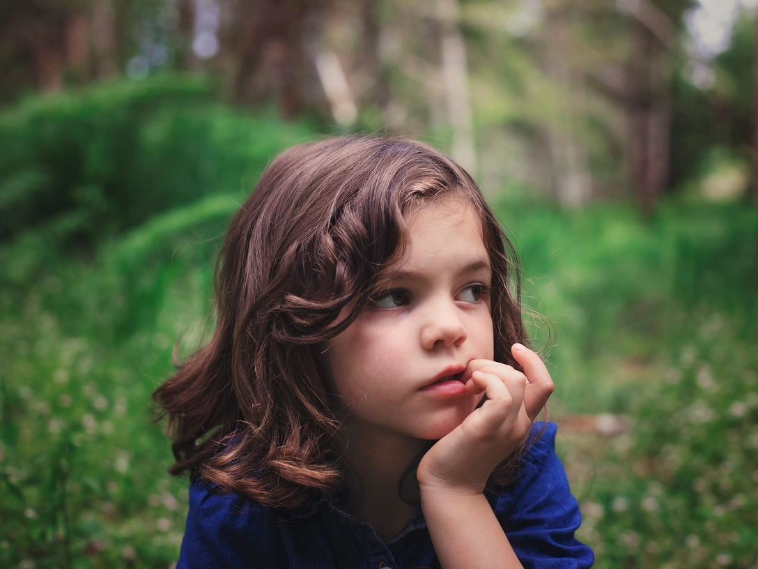 8 вредных детских привычек (и как отучить от них ребенка) | marieclaire.ru