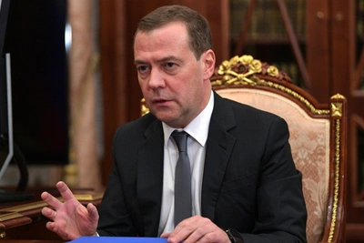 Медведев назвал болтовней претензии Японии на Курилы