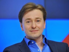 Сергей Безруков: «Помогаю старшим детям, но, что такое отец, понял только с младшими»