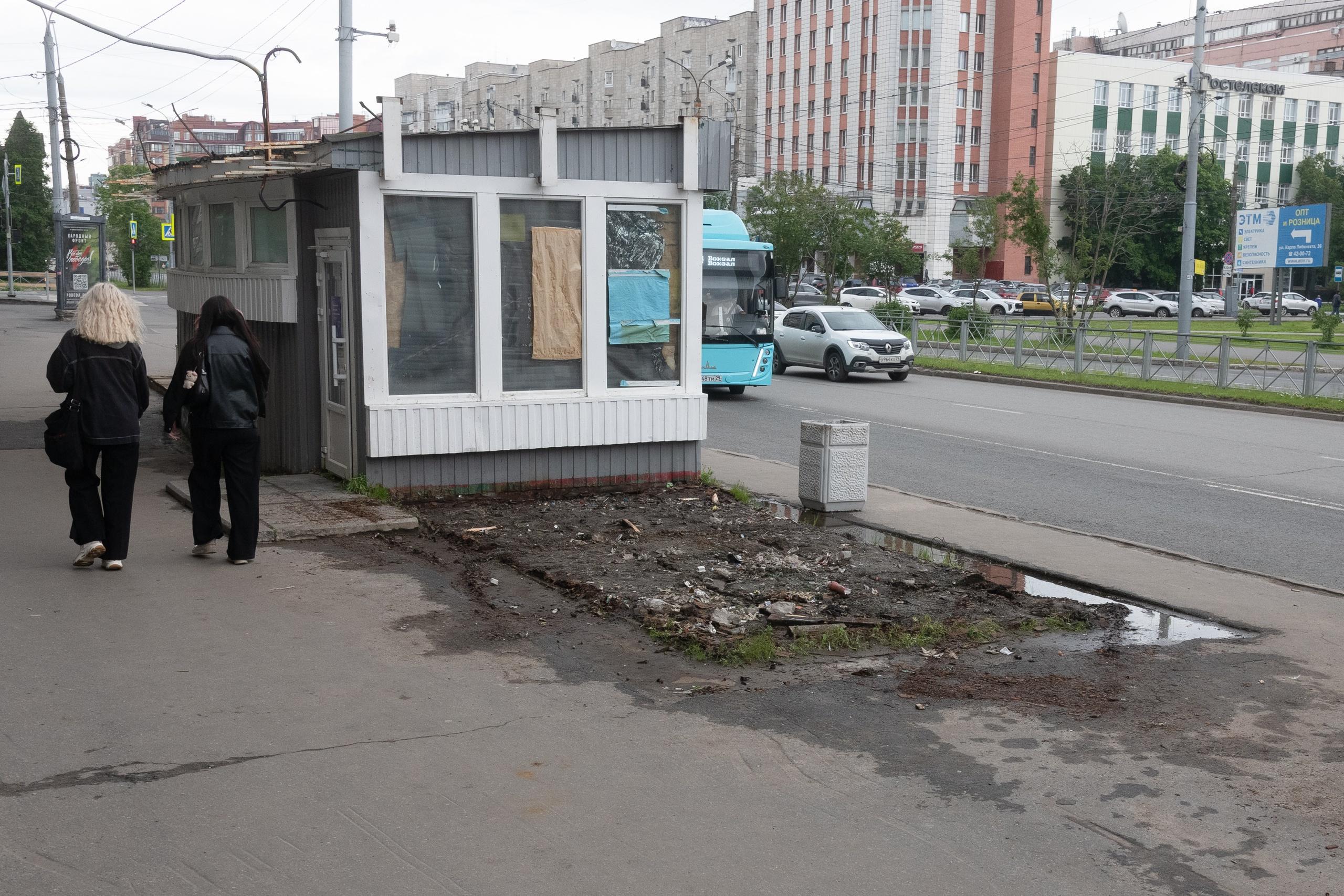 Говорили, что денег нет: отремонтируют ли автобусные остановки в Архангельске 
