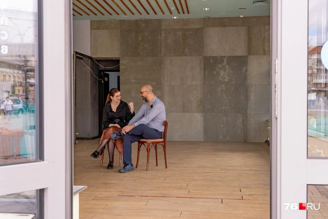 Ярослава и Оливье познакомились в ресторане | Источник: Кирилл Поверинов / 76.RU