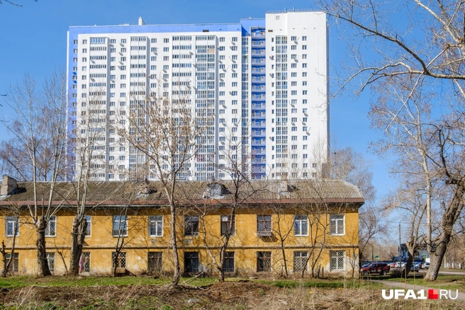 Единственную высотку видно издалека | Источник: Булат Салихов / UFA1.RU