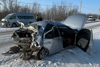 Тяжелый пострадавший в аварии с автобусом