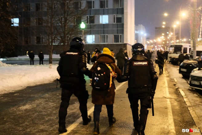 Задержания на несогласованной акции 24 февраля | Источник: Тимофей Калмаков