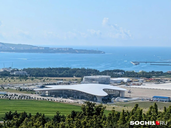 Современный аэропорт построили не так давно | Источник: Оксана Витязь / SOCHI1.RU