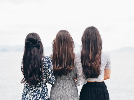 За два месяца до кончины вместе отказались от еды: как закрылись от мира три умершие сестры из Петербурга