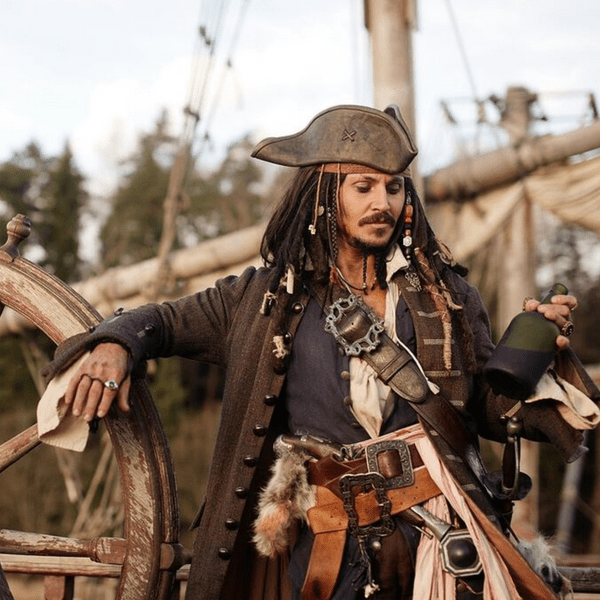 Капитан Джек Воробей: Disney ведет переговоры с Джонни Деппом о возвращении к роли в «Пиратах Карибского моря»